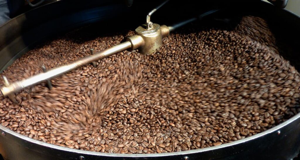 Por qué el café recién tostado sabe mejor